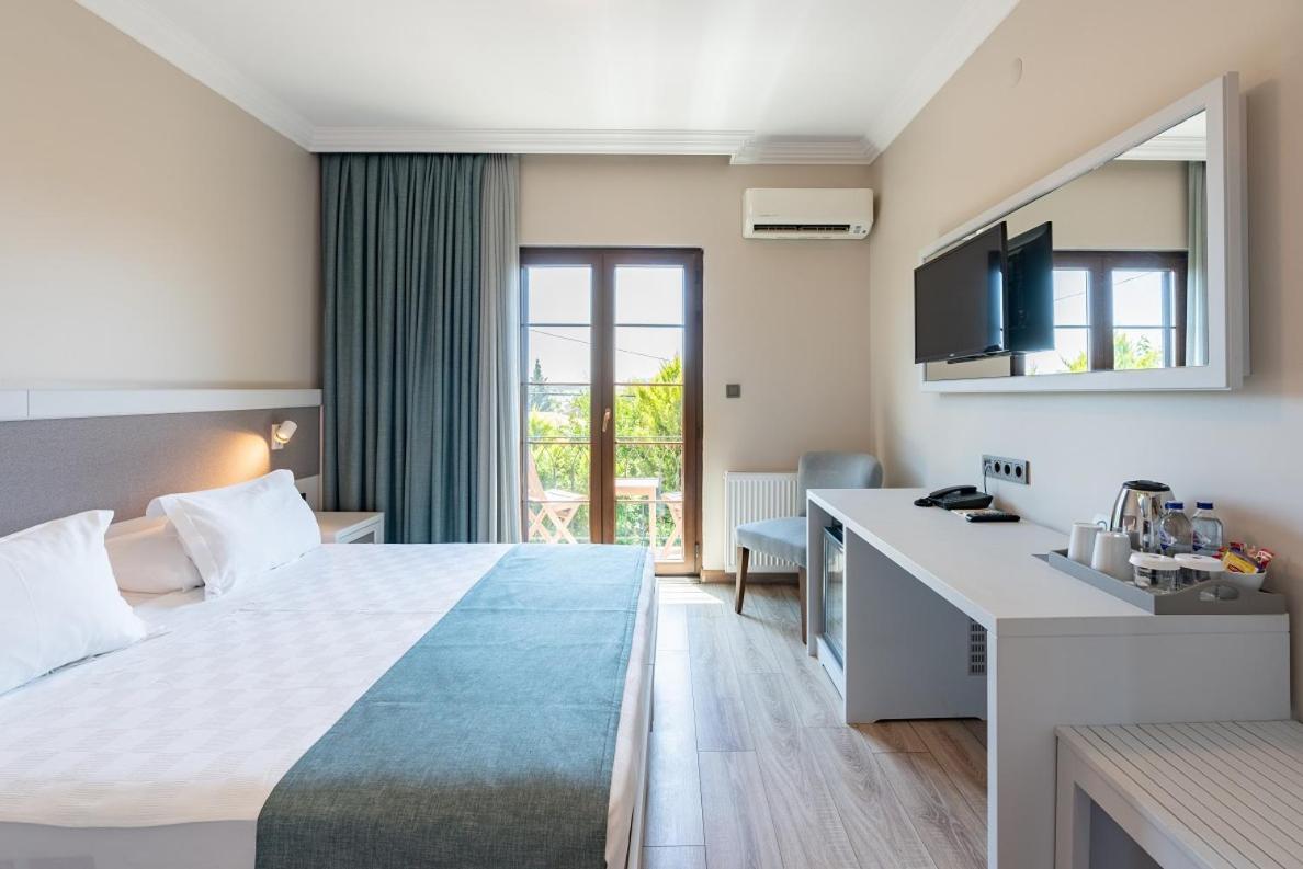 Elia Hotel Cunda By Ortunc Ayvalı Buitenkant foto